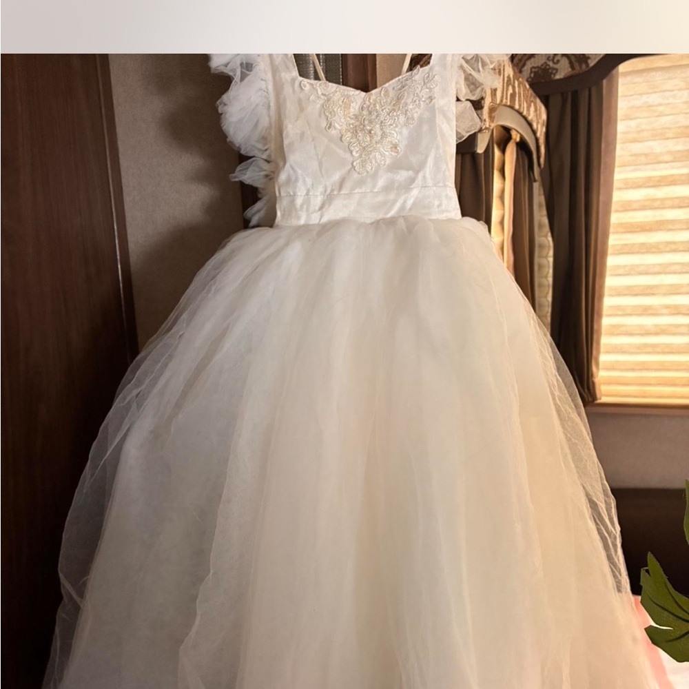 Dollhouse White Ivory Tulle Flower Girl Dress with Embroidered Bodice